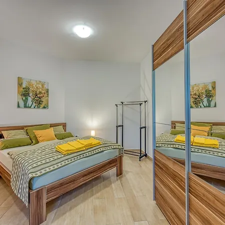 Grad Inn Boutique Villa - Happy Rentals Koper városi község Kültér fotó