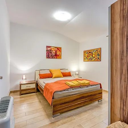 Grad Inn Boutique Villa - Happy Rentals Koper városi község Kültér fotó