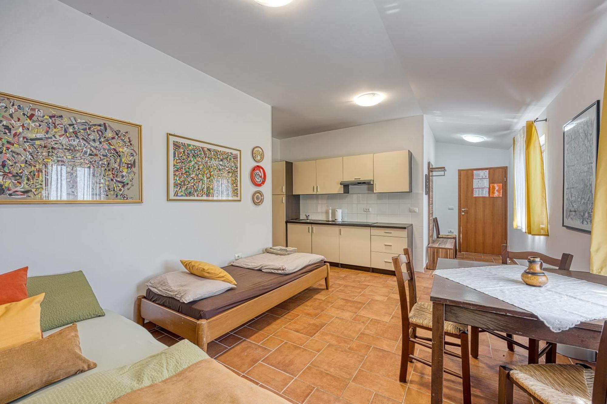 Grad Boutique - Happy Apartment Koper
